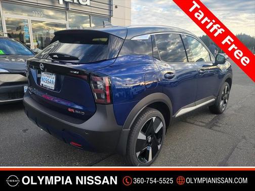 2025 Nissan Kicks SR