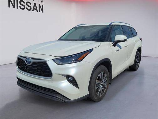 2021 Toyota Highlander Hybrid XLE