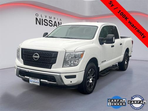 2024 Nissan Titan SV