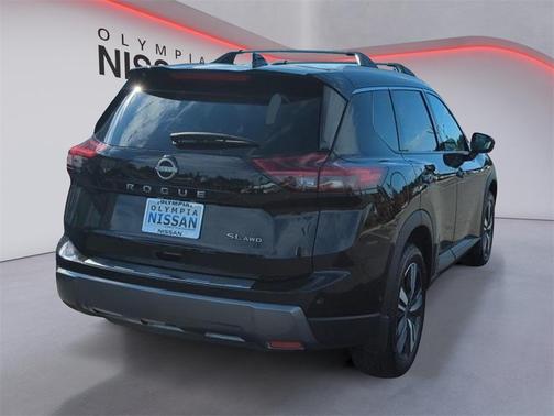 2024 Nissan Rogue SL