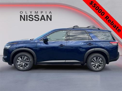 2025 Nissan Pathfinder SV