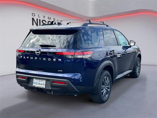 2025 Nissan Pathfinder SV