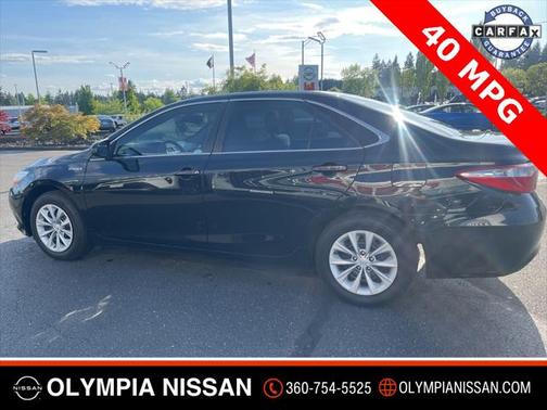 2017 Toyota Camry Hybrid LE