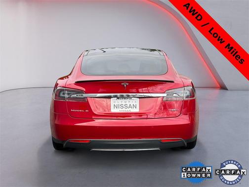 2015 Tesla Model S 