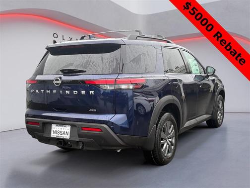 2025 Nissan Pathfinder SV