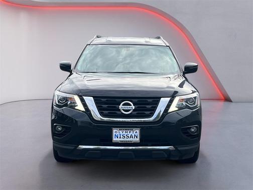 2018 Nissan Pathfinder SV