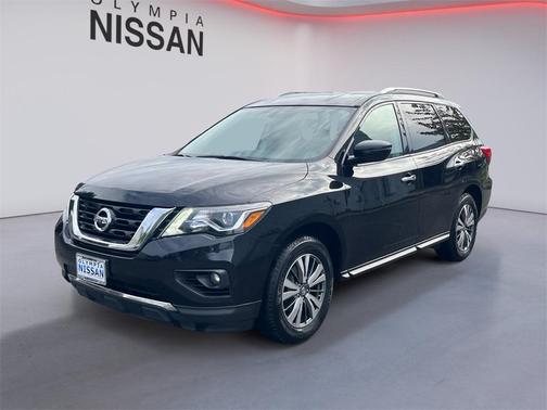 2018 Nissan Pathfinder SV