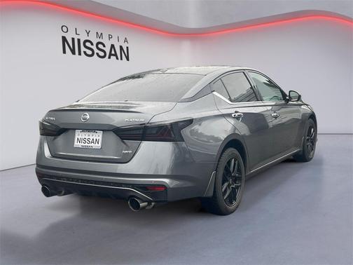 2021 Nissan Altima 2.5 Platinum