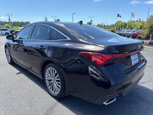 2022 Toyota Avalon Limited