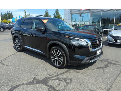 2024 Nissan Pathfinder Platinum