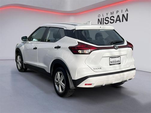 2024 Nissan Kicks S