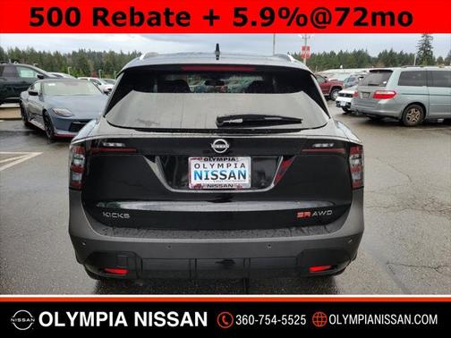 2025 Nissan Kicks SR