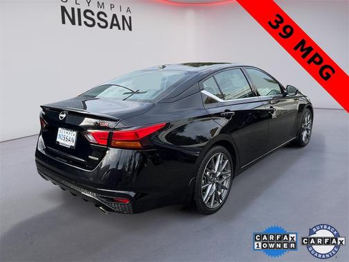 2024 Nissan Altima 2.0 SR