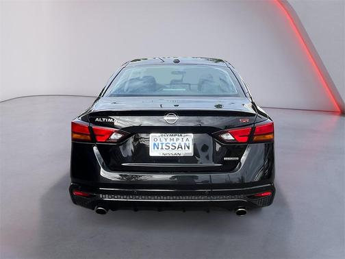 2024 Nissan Altima 2.0 SR