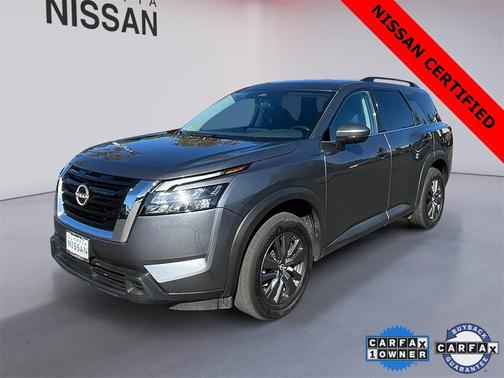2024 Nissan Pathfinder SV