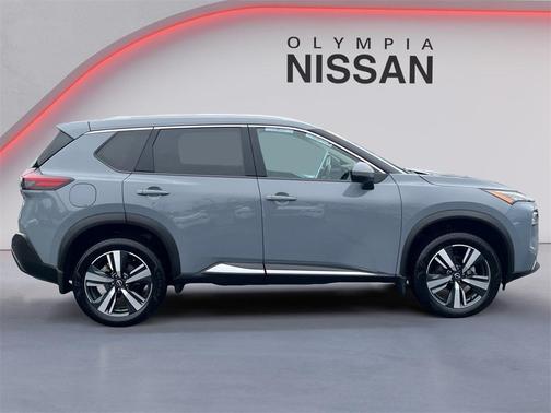 2024 Nissan Rogue SL