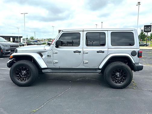 Billet Silver Metallic Clearcoat 2018 Jeep Wrangler Unlimited Sahara