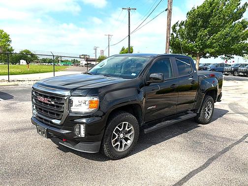 Onyx Black 2022 GMC Canyon AT4