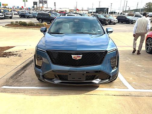 2024 Cadillac XT4 Sport