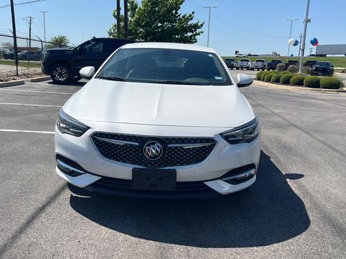 2020 Buick Regal Sportback Avenir