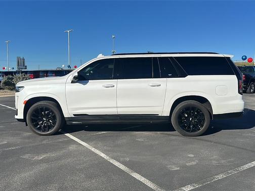 2022 Cadillac Escalade ESV Sport Platinum
