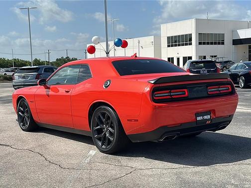 2022 Dodge Challenger R/T
