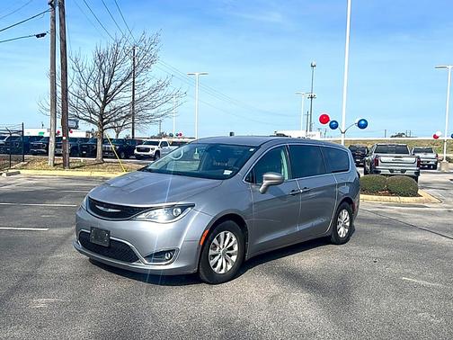 2018 Chrysler Pacifica Touring Plus