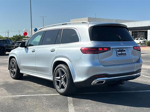 2025 Mercedes-Benz GLS 450 4MATIC