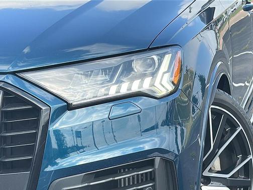 2021 Audi Q7 55 Prestige