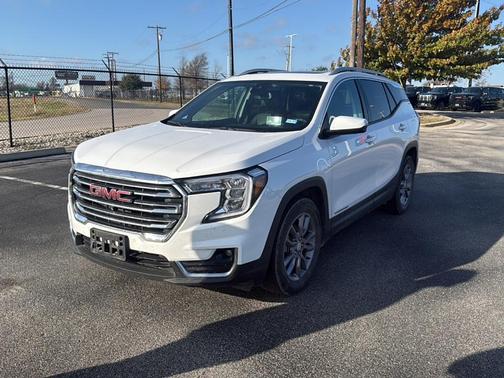2022 GMC Terrain SLT