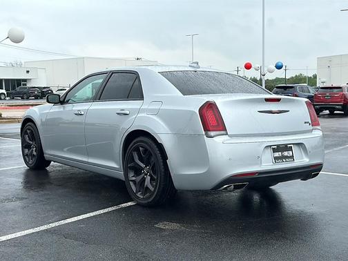 2021 Chrysler 300 S