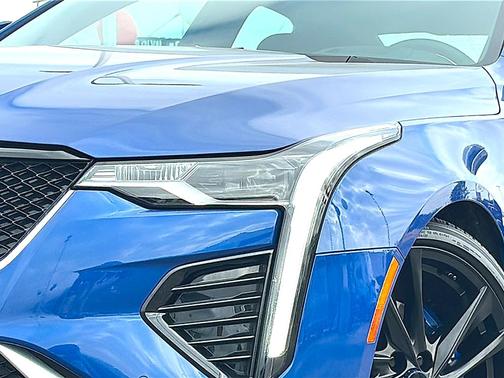 2025 Cadillac CT4 Sport