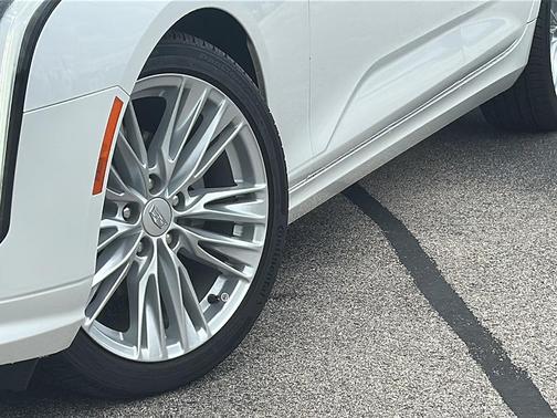 2025 Cadillac CT4 Premium Luxury