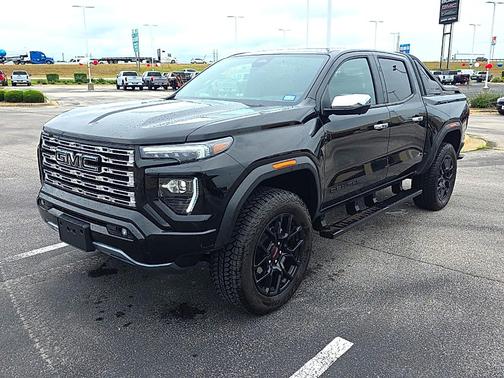 Onyx Black 2026 GMC Canyon Denali