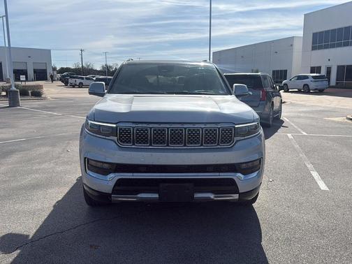 2022 Jeep Grand Wagoneer Series III