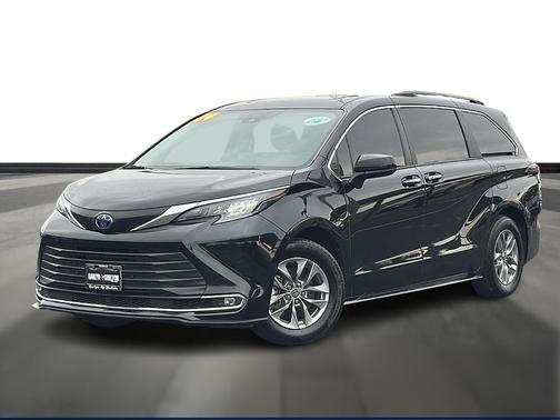2024 Toyota Sienna 