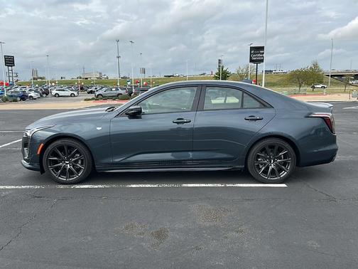 2025 Cadillac CT4 Sport