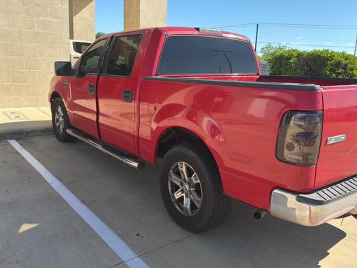 2005 Ford F-150 XLT SuperCrew