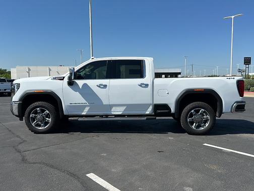 2025 GMC Sierra 2500 SLT
