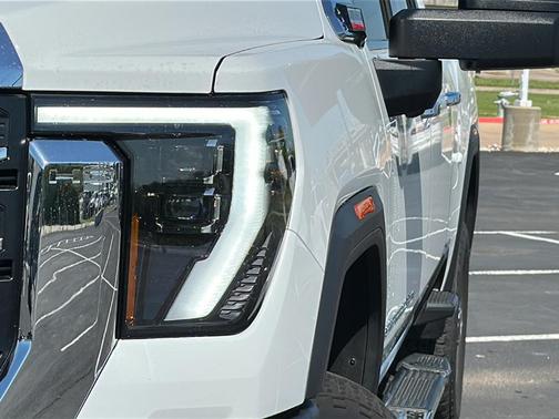 2025 GMC Sierra 2500 SLT