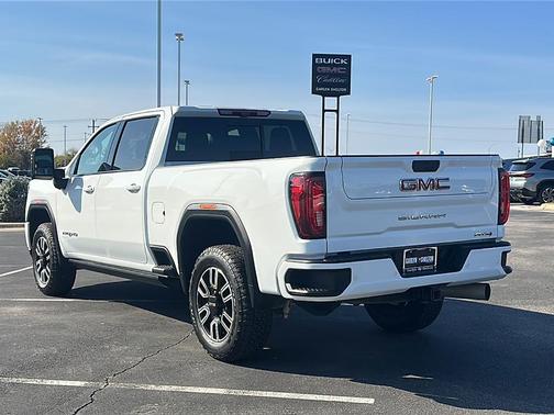 2023 GMC Sierra 2500 AT4