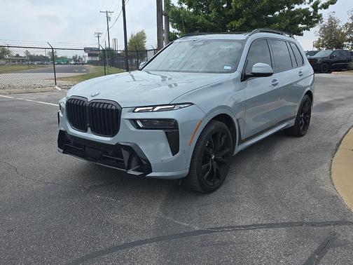 2023 BMW X7 xDrive40i
