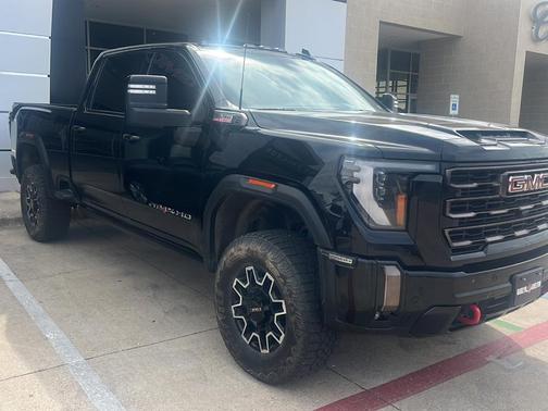 2024 GMC Sierra 2500 AT4X