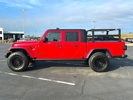 2022 Jeep Gladiator Sport