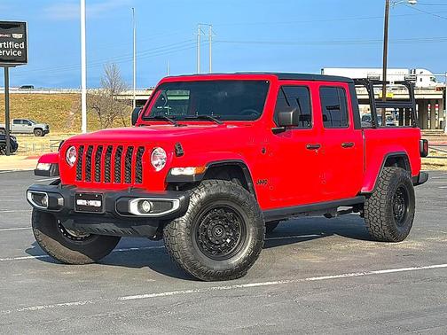2022 Jeep Gladiator Sport