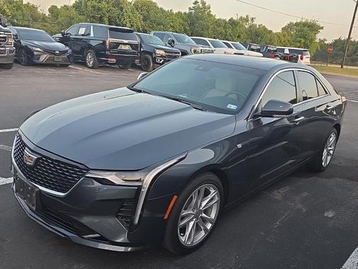 2022 Cadillac CT4 Luxury