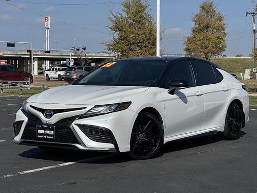 2022 Toyota Camry XSE V6