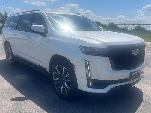 2023 Cadillac Escalade ESV Sport Platinum
