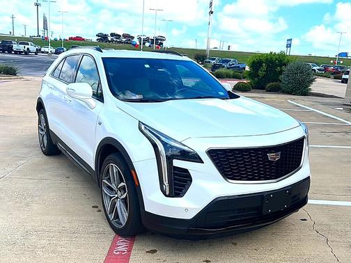 Crystal White Tri-Coat 2023 Cadillac XT4 Sport