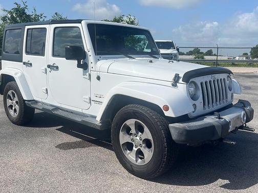 2017 Jeep Wrangler Unlimited Sahara